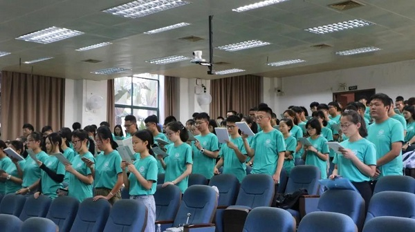 (图7 全体合唱)